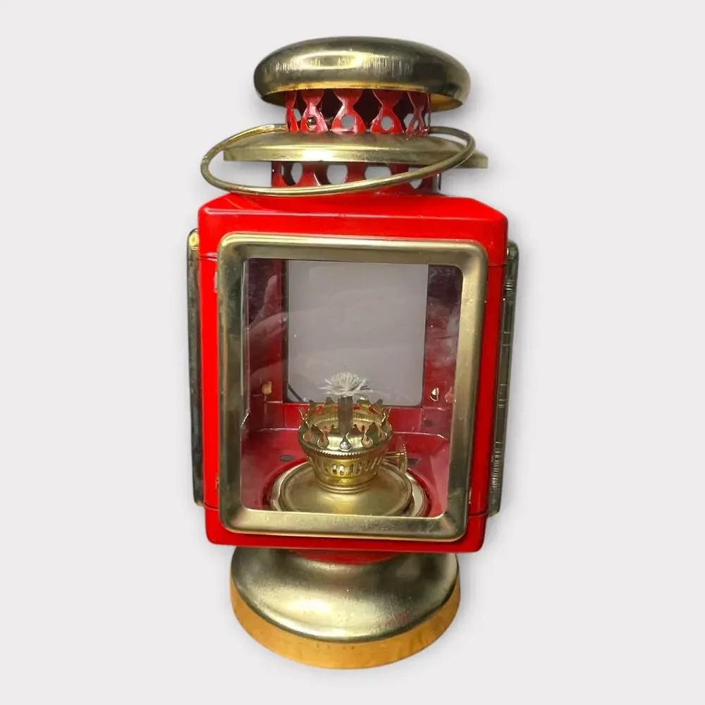 1979 Red & Brass Kerosene Lantern Indoor Outdoor NOS Holiday Christmas Décor